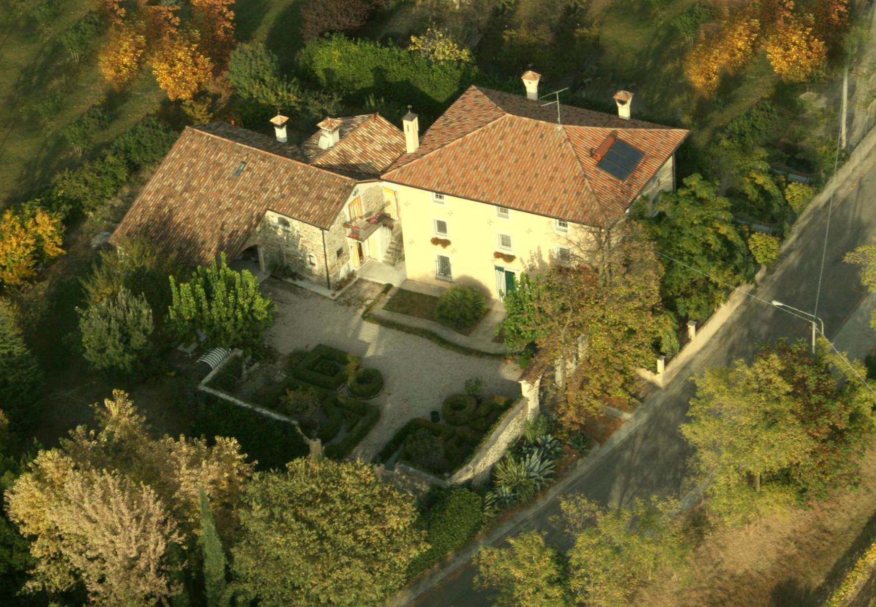 Casa Due Tigli B&B Corno di Rosazzo Esterno foto