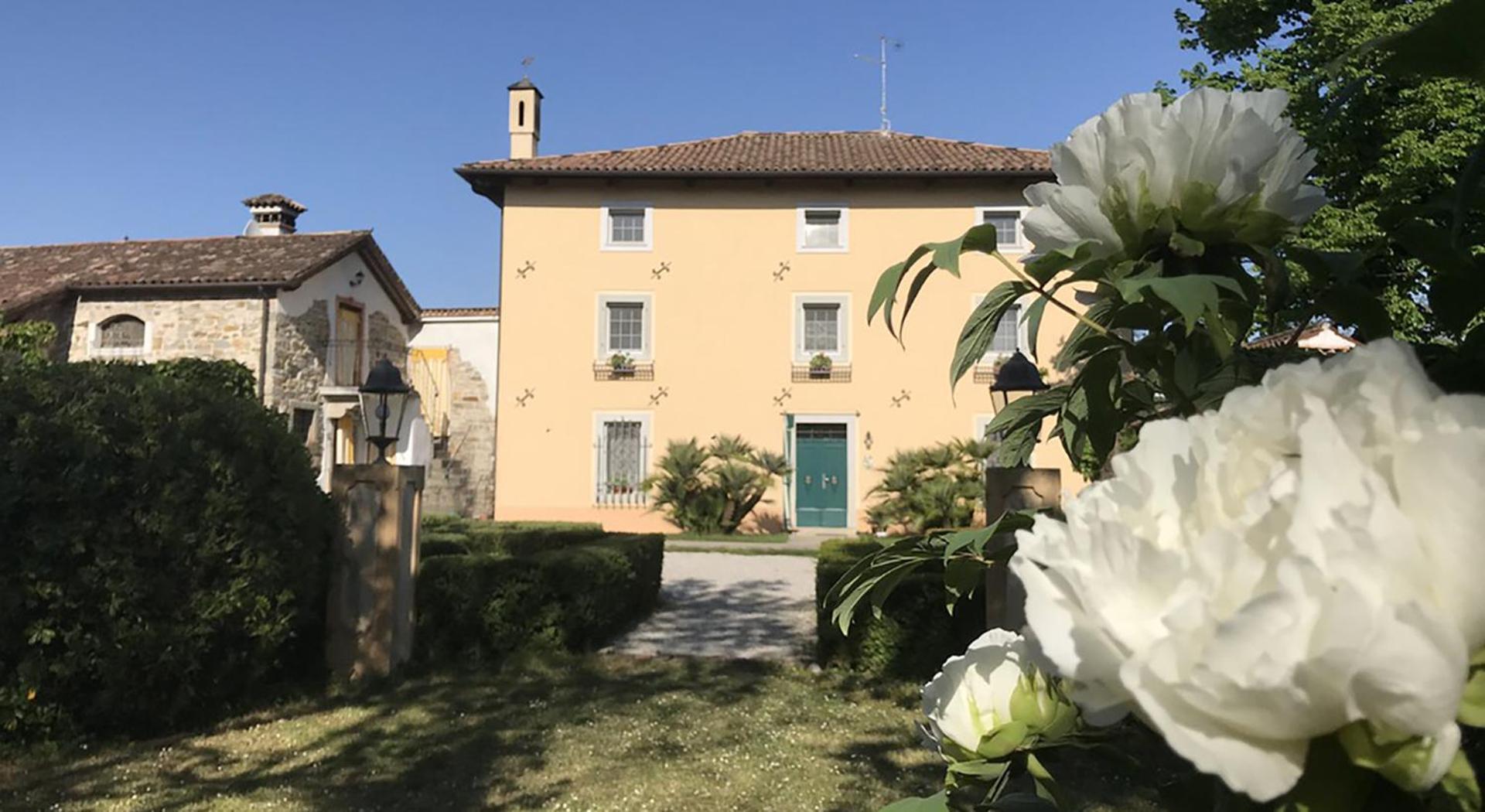 Casa Due Tigli B&B Corno di Rosazzo Esterno foto